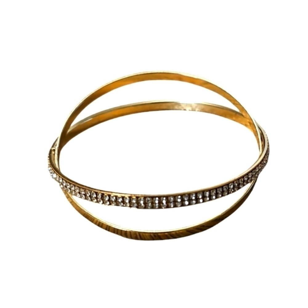Gold Bracelets with Sparkling Stones and Elegant Design